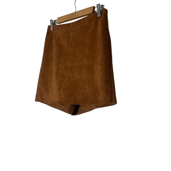 ASTR Faux Suede Mini Skit Skort Women's Small Party Night Out Chic Outdoor - Picture 5 of 8